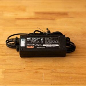 Nguồn Adapter 12V-5A dùng máy bơm tăng áp mini 12V